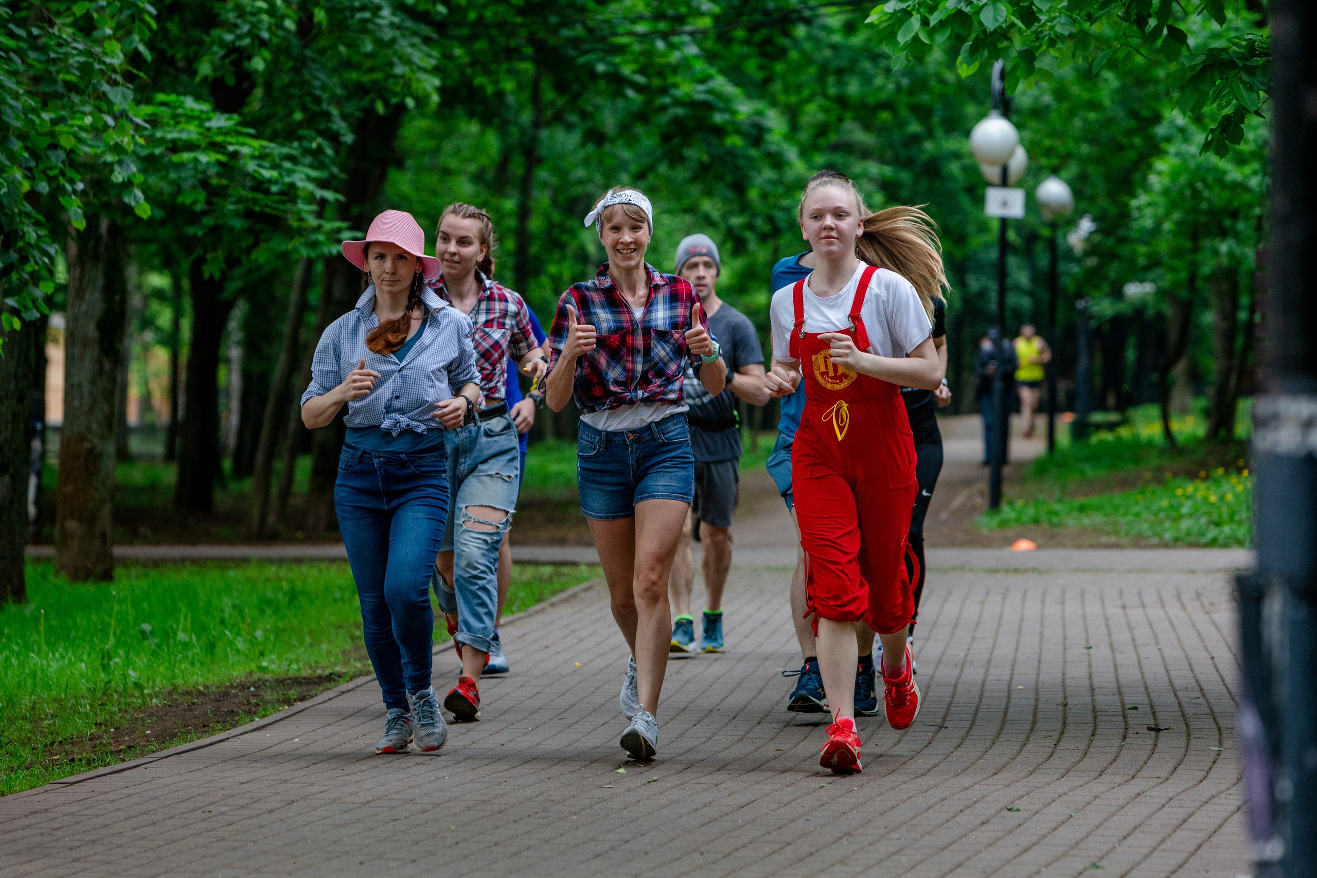 Статья &laquo;Что порой люди думают о беге такого, что не имеет к нему никакого отношения&raquo; | автор Андрей Климковский | NEANE Records